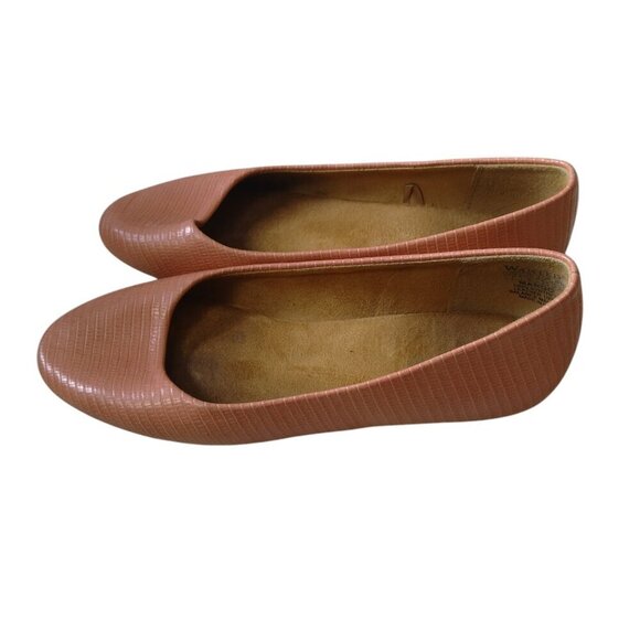 Wanted Margo Women's Size 7 Pale Pink/Peach Colored Ballerina Flats Comfort - Picture 3 of 7